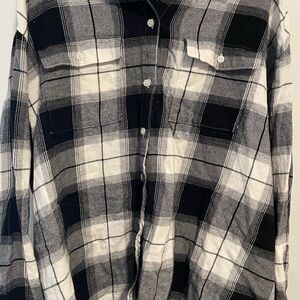 Old Navy Women's Black and White Plaid Button Down Shirt